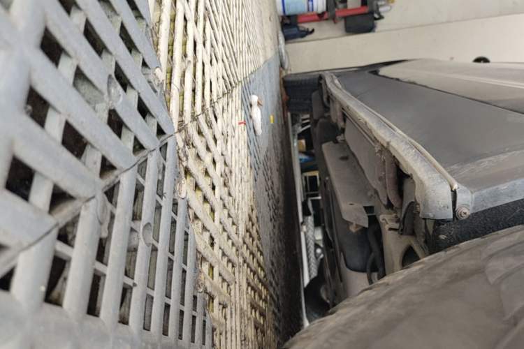 Used Buick Envision 2018 20T Two-Wheel-Drive Leading Model Right Side Sill