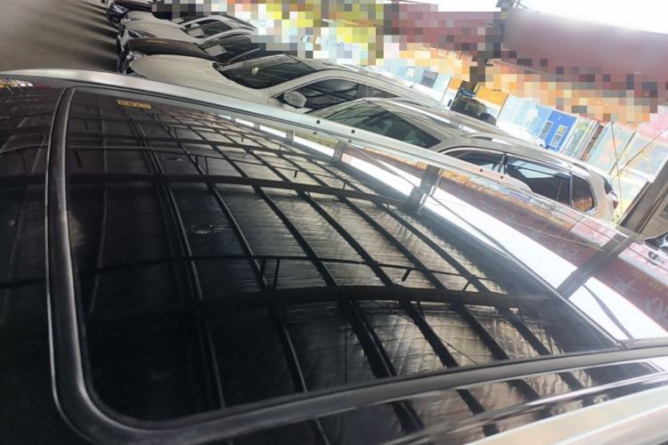 Used Buick Envision 2018 20T Two-Wheel-Drive Elite Model Roof