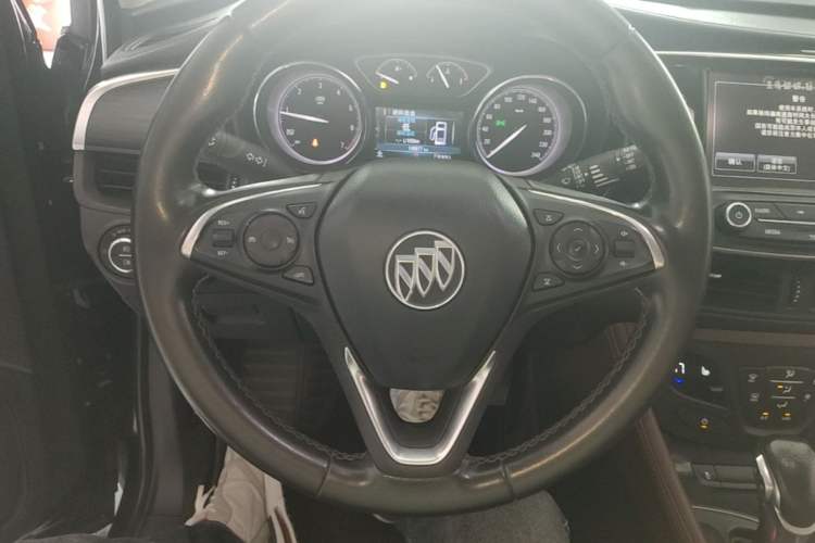Used Buick Envision 2018 20T Two-Wheel Drive Luxury Model Steering Wheel