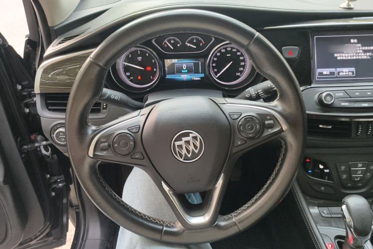 Used Buick Envision 2018 20T Two-Wheel-Drive Elite Model Steering Wheel