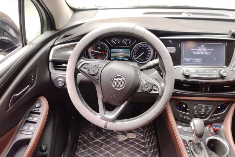Used Buick Envision 2018 20T Two-Wheel Drive Luxury Model Steering Wheel