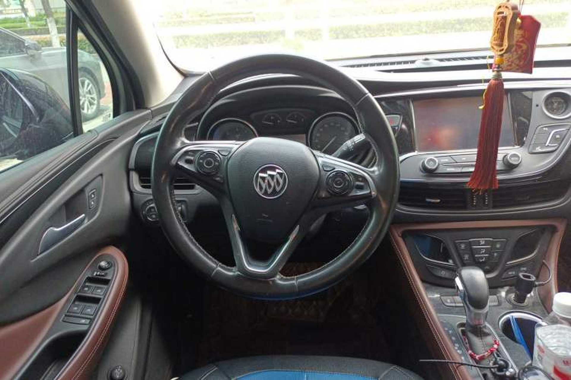 Used Buick Envision 2018 20T Two-Wheel Drive Luxury Model Steering Wheel
