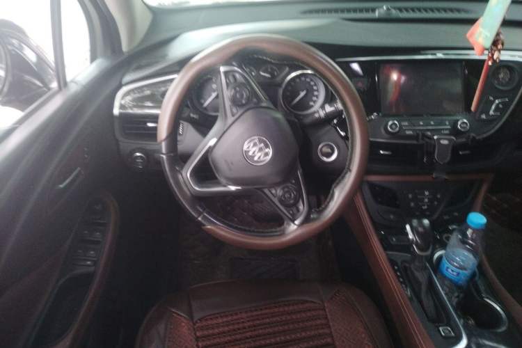 Used Buick Envision 2018 20T Two-Wheel Drive Luxury Model Steering Wheel