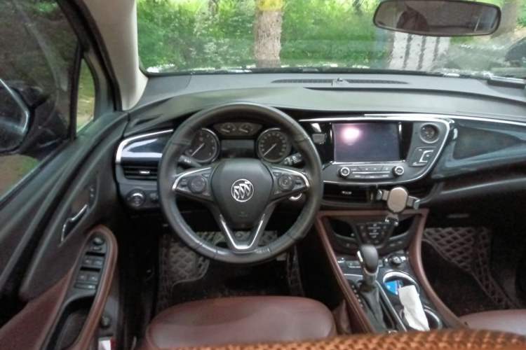 Used Buick Envision 2018 20T Two-Wheel Drive Luxury Model Steering Wheel