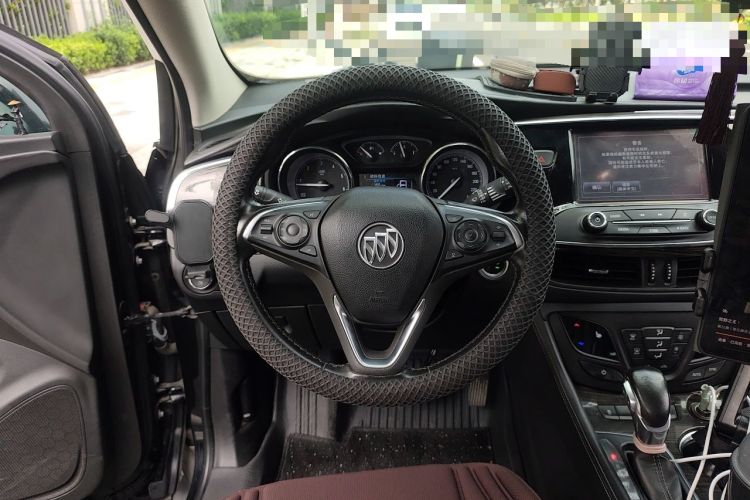 Used Buick Envision 2018 20T Two-Wheel-Drive Elite Model Steering Wheel
