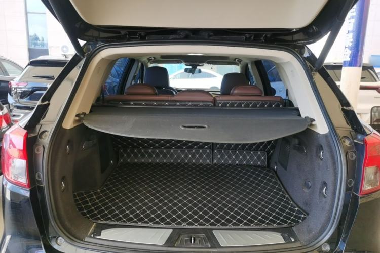 Used Buick Envision 2018 20T Two-Wheel Drive Luxury Model Trunk