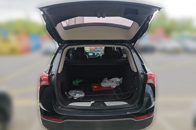 Used Buick Envision 2018 20T Two-Wheel-Drive Leading Model Trunk