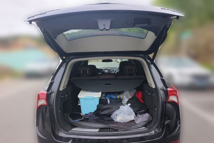 Used Buick Envision 2018 28T Four-Wheel Drive Elite Version Trunk