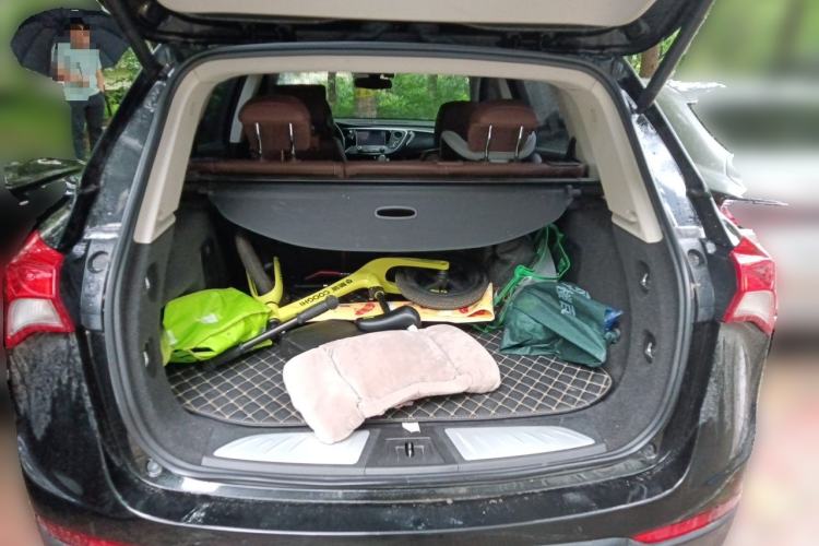 Used Buick Envision 2018 20T Two-Wheel Drive Luxury Model Trunk