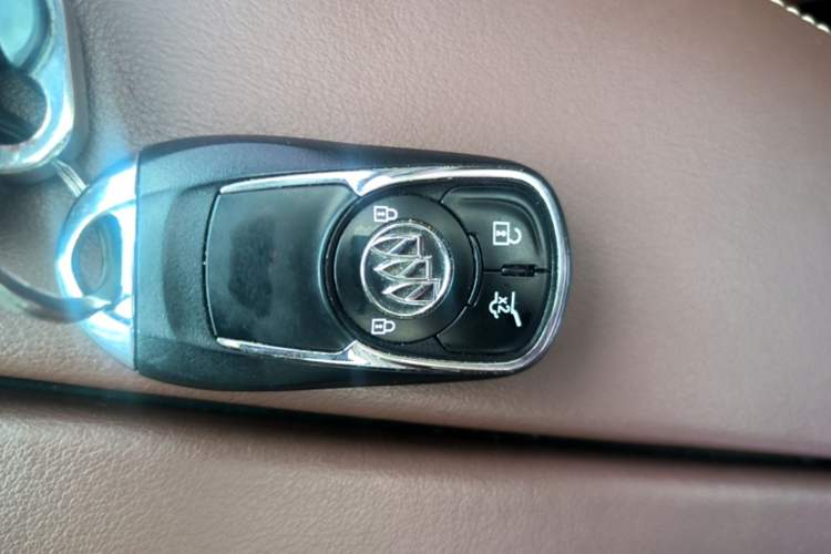 Used Buick Envision 2018 28T Four-Wheel Drive Elite Version Vehicle Key