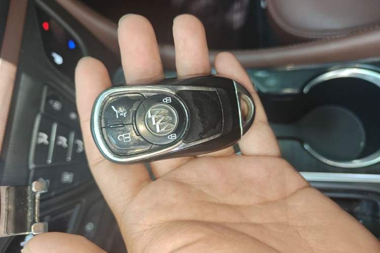 Used Buick Envision 2018 28T Four-Wheel Drive Elite Version Vehicle Key