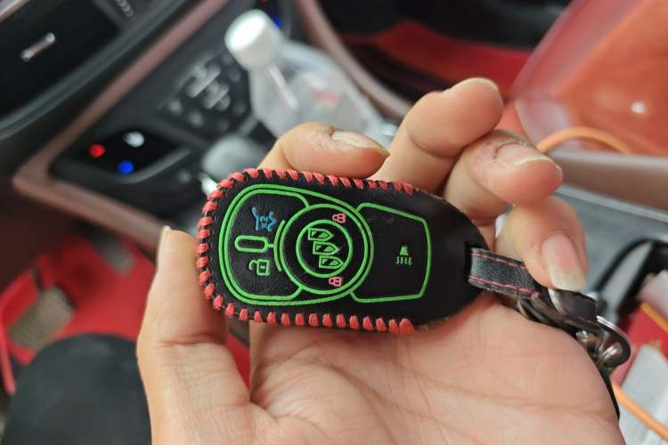 Used Buick Envision 2018 20T Two-Wheel Drive Luxury Model Vehicle Key