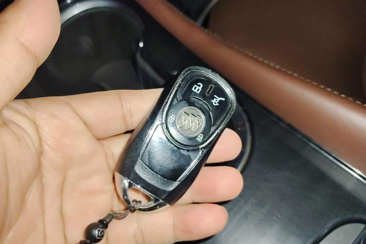 Used Buick Envision 2018 28T Four-Wheel Drive Elite Version Vehicle Key