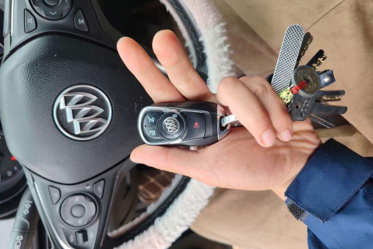Used Buick Envision 2018 28T Four-Wheel Drive Elite Version Vehicle Key