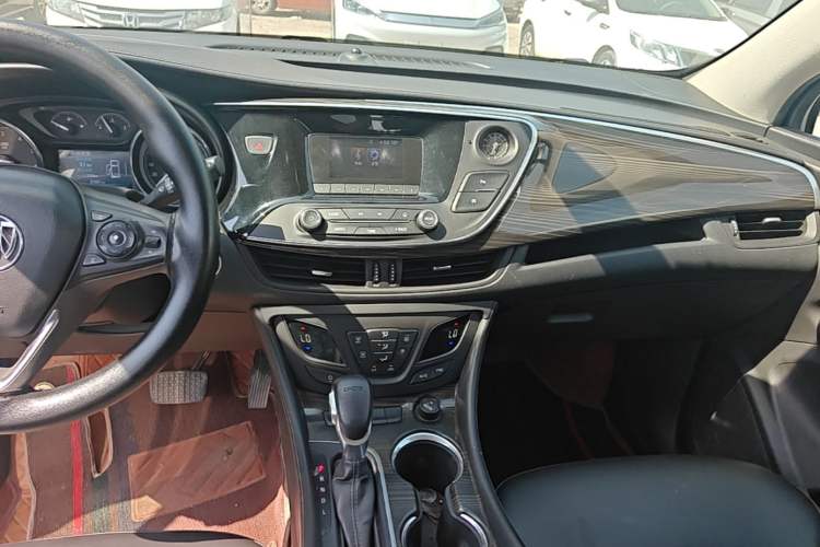 Used Buick Envision 2018 20T Two-Wheel-Drive Leading Model Audio And AC Panel
