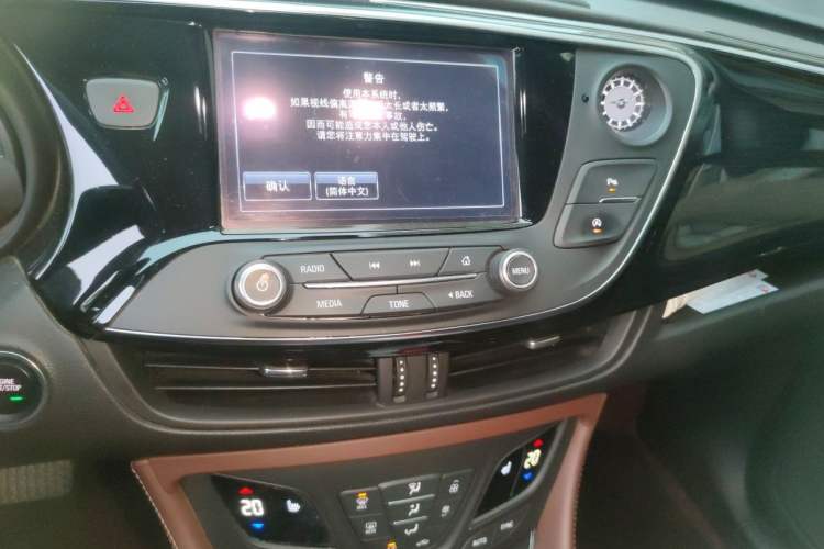 Used Buick Envision 2018 28T Four-Wheel Drive Elite Version Audio And AC Panel