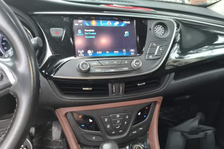 Used Buick Envision 2018 20T Two-Wheel Drive Luxury Model Audio And AC Panel