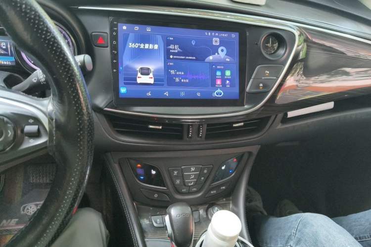 Used Buick Envision 2018 20T Two-Wheel-Drive Elite Model Audio And AC Panel