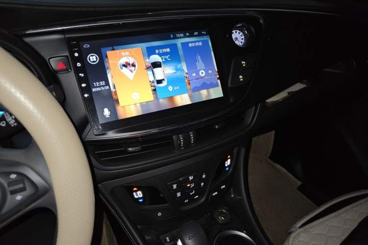 Used Buick Envision 2018 20T Two-Wheel-Drive Leading Model Audio And AC Panel