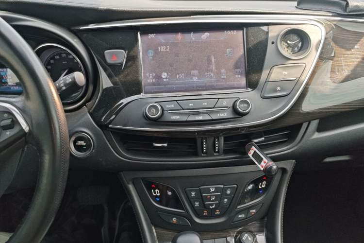 Used Buick Envision 2018 20T Two-Wheel-Drive Elite Model Audio And AC Panel