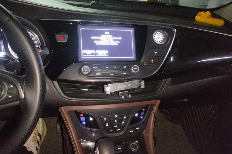 Used Buick Envision 2018 28T Four-Wheel Drive Elite Version Audio And AC Panel