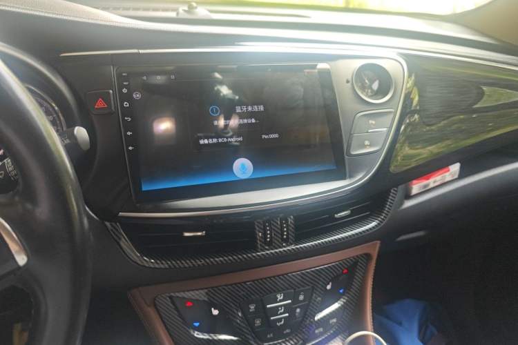 Used Buick Envision 2018 28T Four-Wheel Drive Elite Version Audio And AC Panel