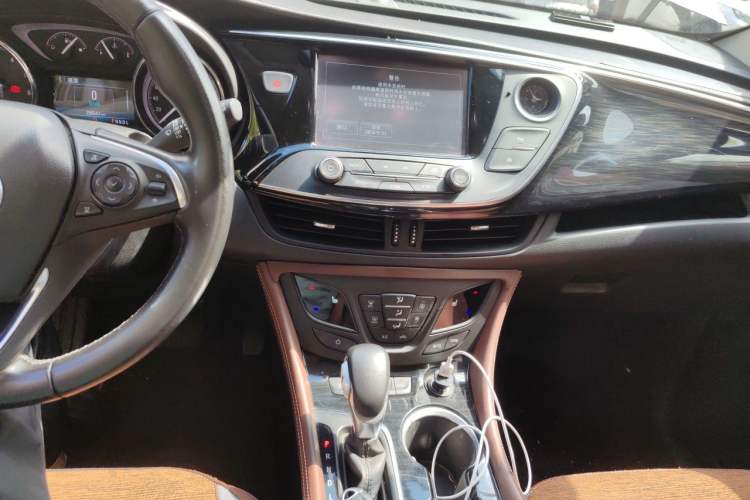 Used Buick Envision 2018 28T Four-Wheel Drive Elite Version Audio And AC Panel