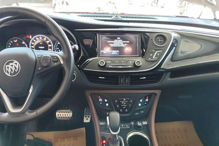 Used Buick Envision 2018 28T All-Wheel-Drive Versatile Sports Flagship Model Audio And AC Panel