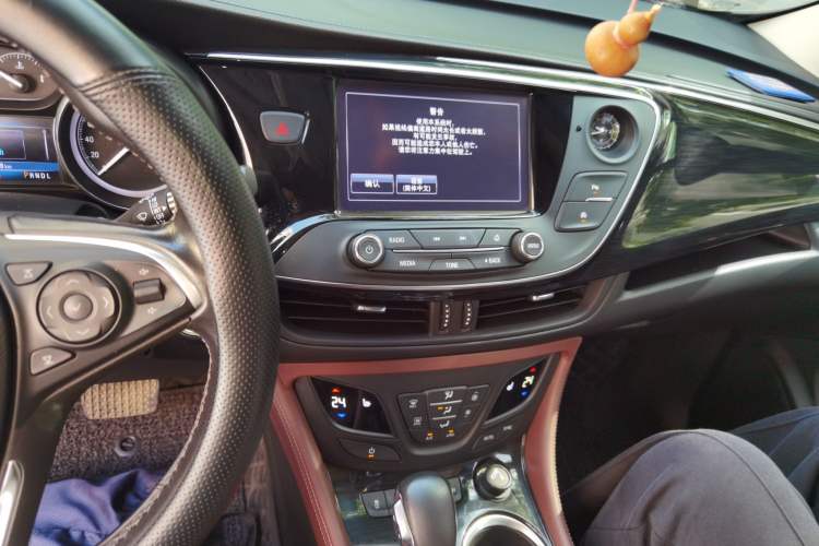 Used Buick Envision 2018 28T Four-Wheel Drive Elite Version Audio And AC Panel