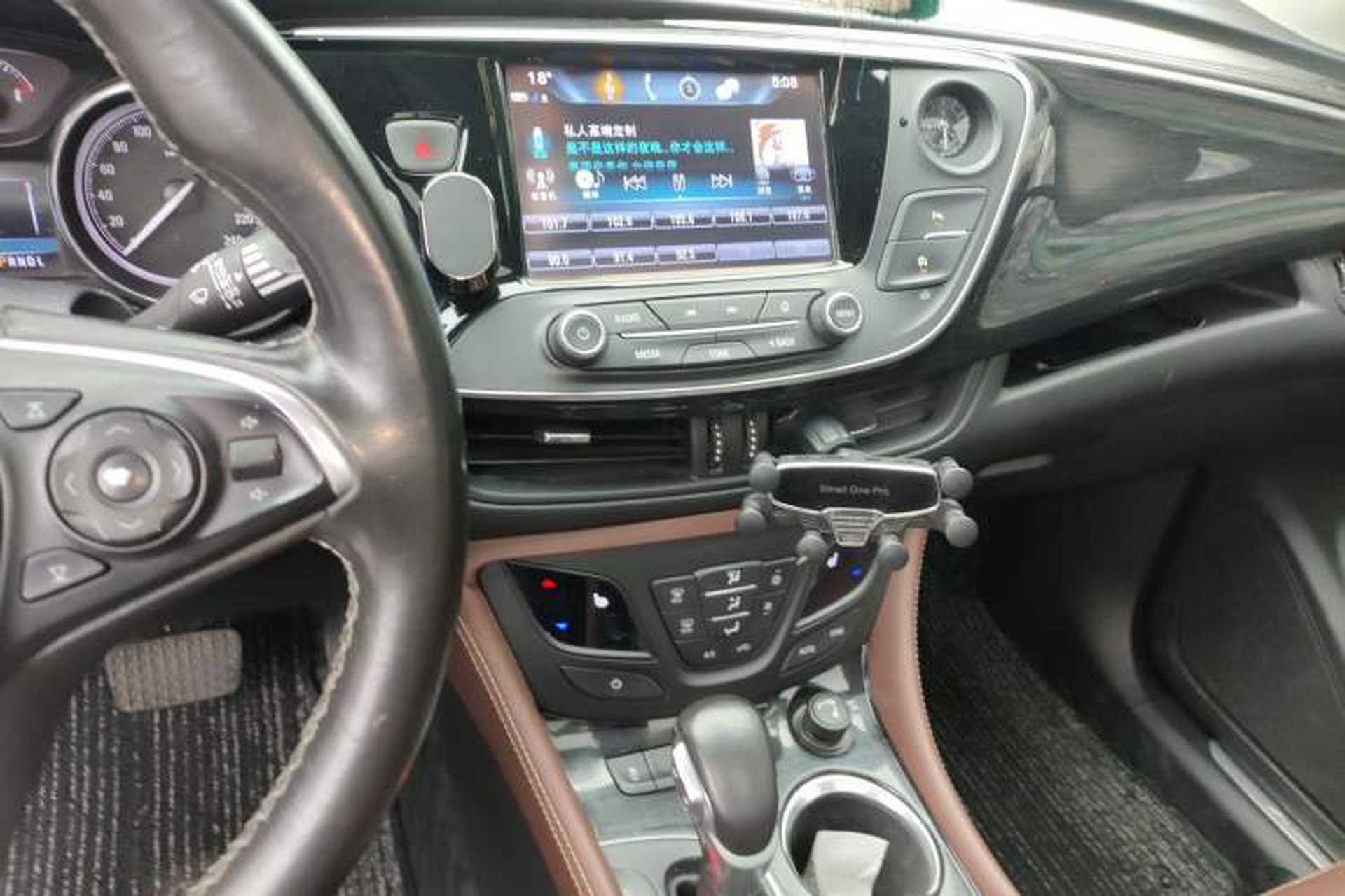 Used Buick Envision 2018 28T Four-Wheel Drive Elite Version Audio And AC Panel
