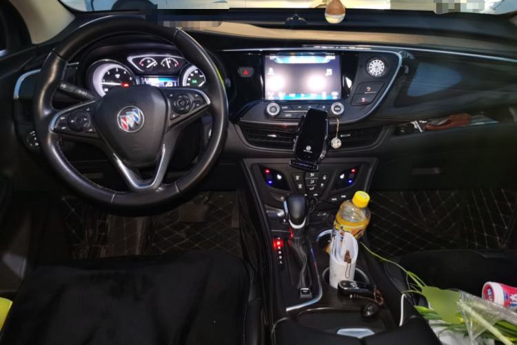 Used Buick Envision 2018 20T Two-Wheel-Drive Elite Model Center Console