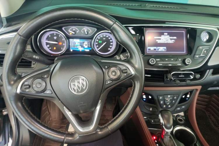 Used Buick Envision 2018 20T Two-Wheel Drive Luxury Model Center Console