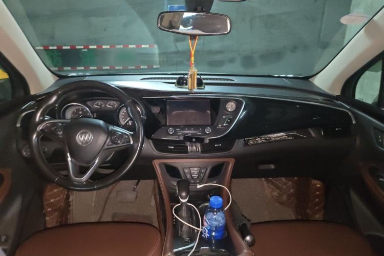Used Buick Envision 2018 20T Two-Wheel Drive Luxury Model Center Console