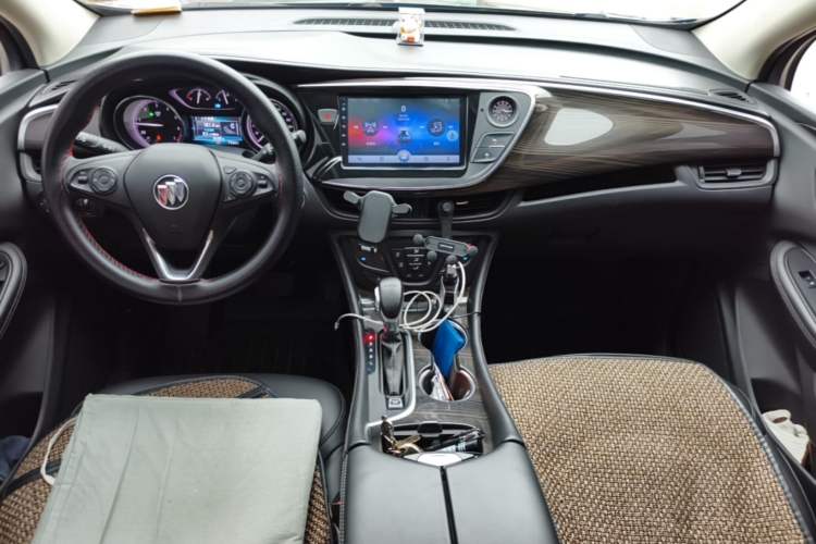 Used Buick Envision 2018 20T Two-Wheel-Drive Leading Model Center Console