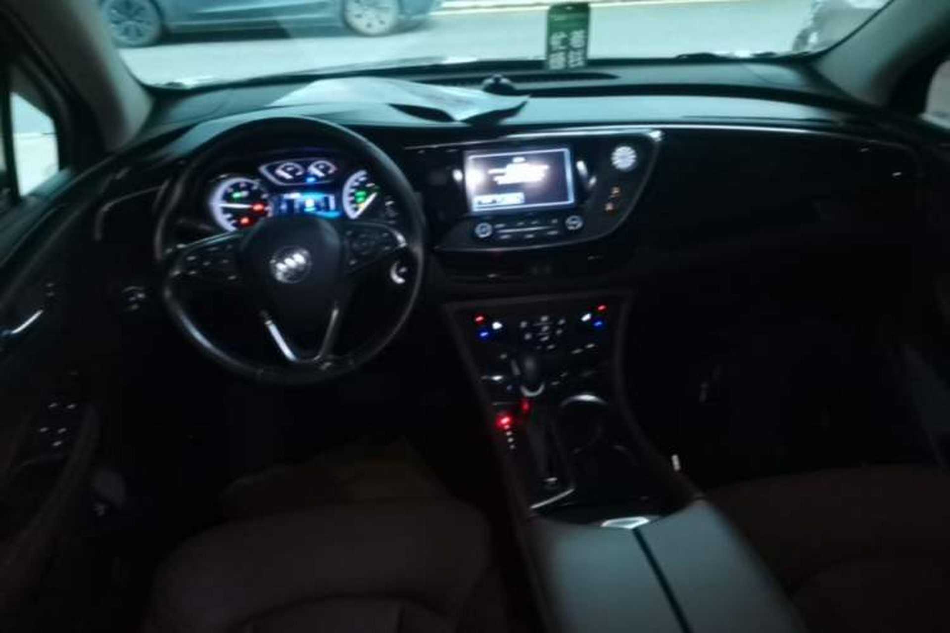 Used Buick Envision 2018 28T Four-Wheel Drive Elite Version Center Console