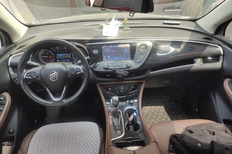 Used Buick Envision 2018 28T Four-Wheel Drive Elite Version Center Console