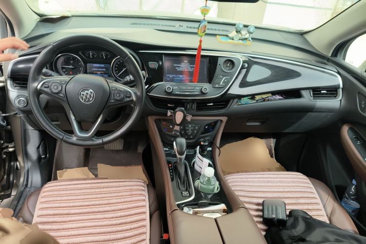 Used Buick Envision 2018 20T Two-Wheel Drive Luxury Model Center Console
