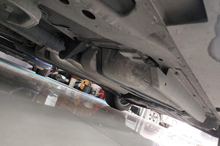 Used Buick Envision 2018 28T Four-Wheel Drive Elite Version Chassis Front Left