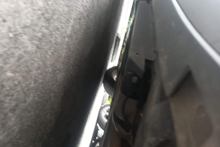 Used Buick Envision 2018 20T Two-Wheel Drive Luxury Model Chassis Front Right
