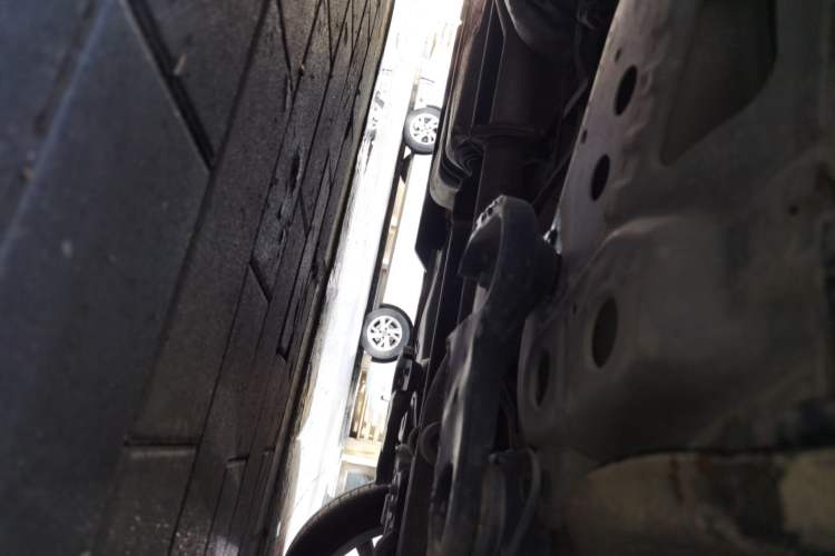 Used Buick Envision 2018 28T Four-Wheel Drive Elite Version Chassis Front Right