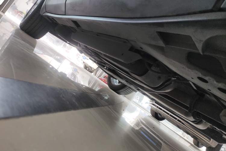 Used Buick Envision 2018 28T Four-Wheel Drive Elite Version Chassis Front Right