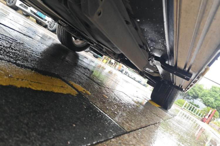 Used Buick Envision 2018 28T Four-Wheel Drive Luxury Model Chassis Rear Right