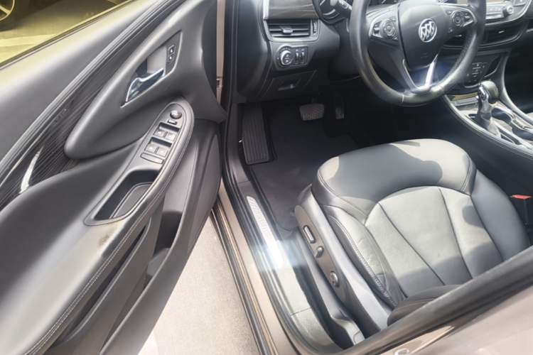 Used Buick Envision 2018 20T Two-Wheel-Drive Elite Model Driver Seat