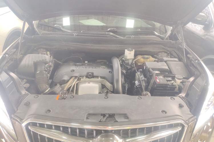 Used Buick Envision 2018 28T Four-Wheel Drive Luxury Model Engine Bay