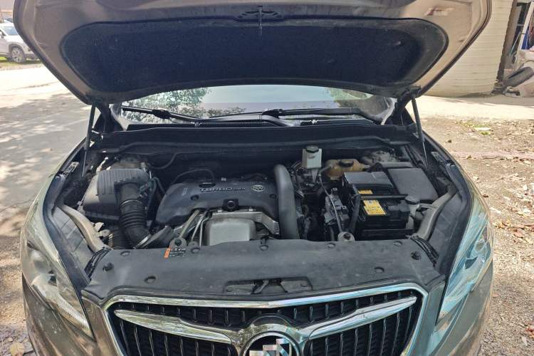 Used Buick Envision 2018 28T Four-Wheel Drive Elite Version Engine Bay