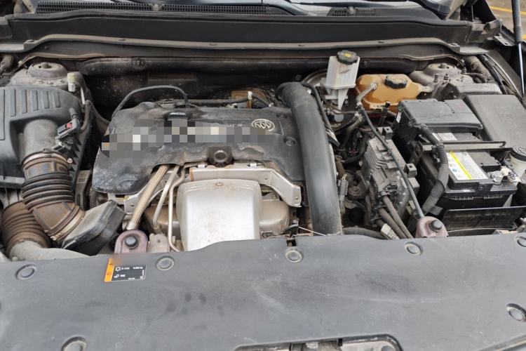 Used Buick Envision 2018 28T Four-Wheel Drive Elite Version Engine Bay