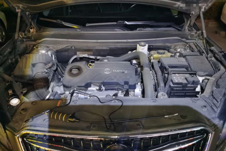 Used Buick Envision 2018 20T Two-Wheel-Drive Elite Model Engine Bay