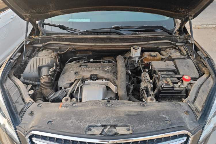 Used Buick Envision 2018 28T Four-Wheel Drive Elite Version Engine Bay