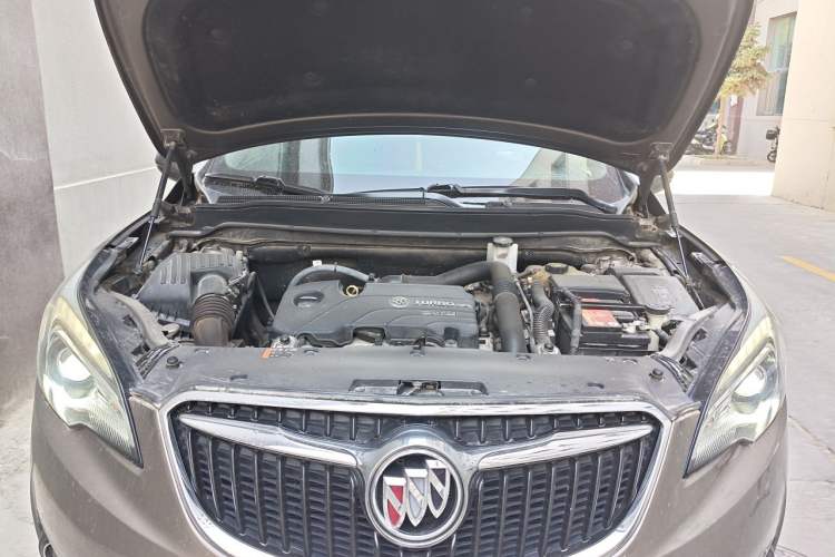 Used Buick Envision 2018 20T Two-Wheel-Drive Elite Model Engine Bay