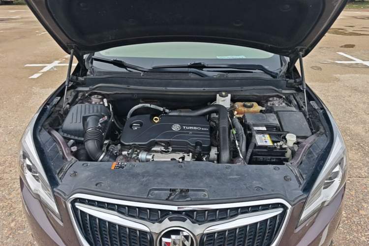Used Buick Envision 2018 20T Two-Wheel Drive Luxury Model Engine Bay